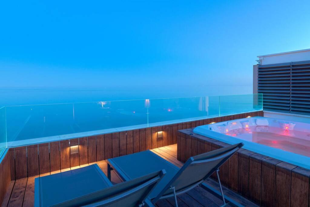 D&r Penthouse On The Beach Málaga
