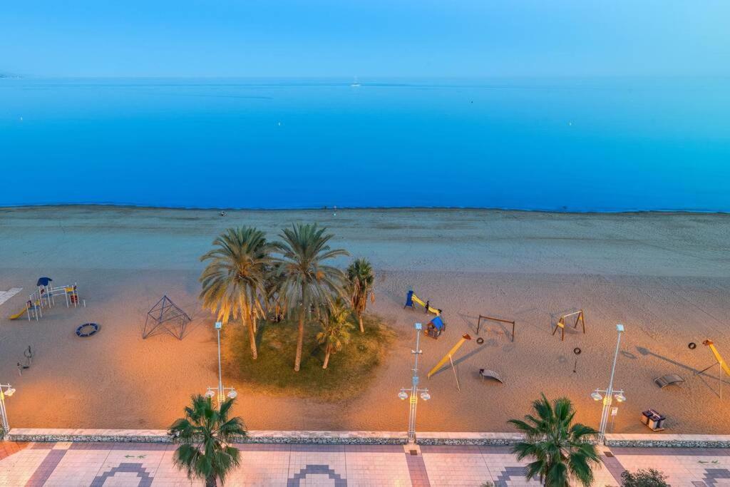 D&r Penthouse On The Beach Appartement *